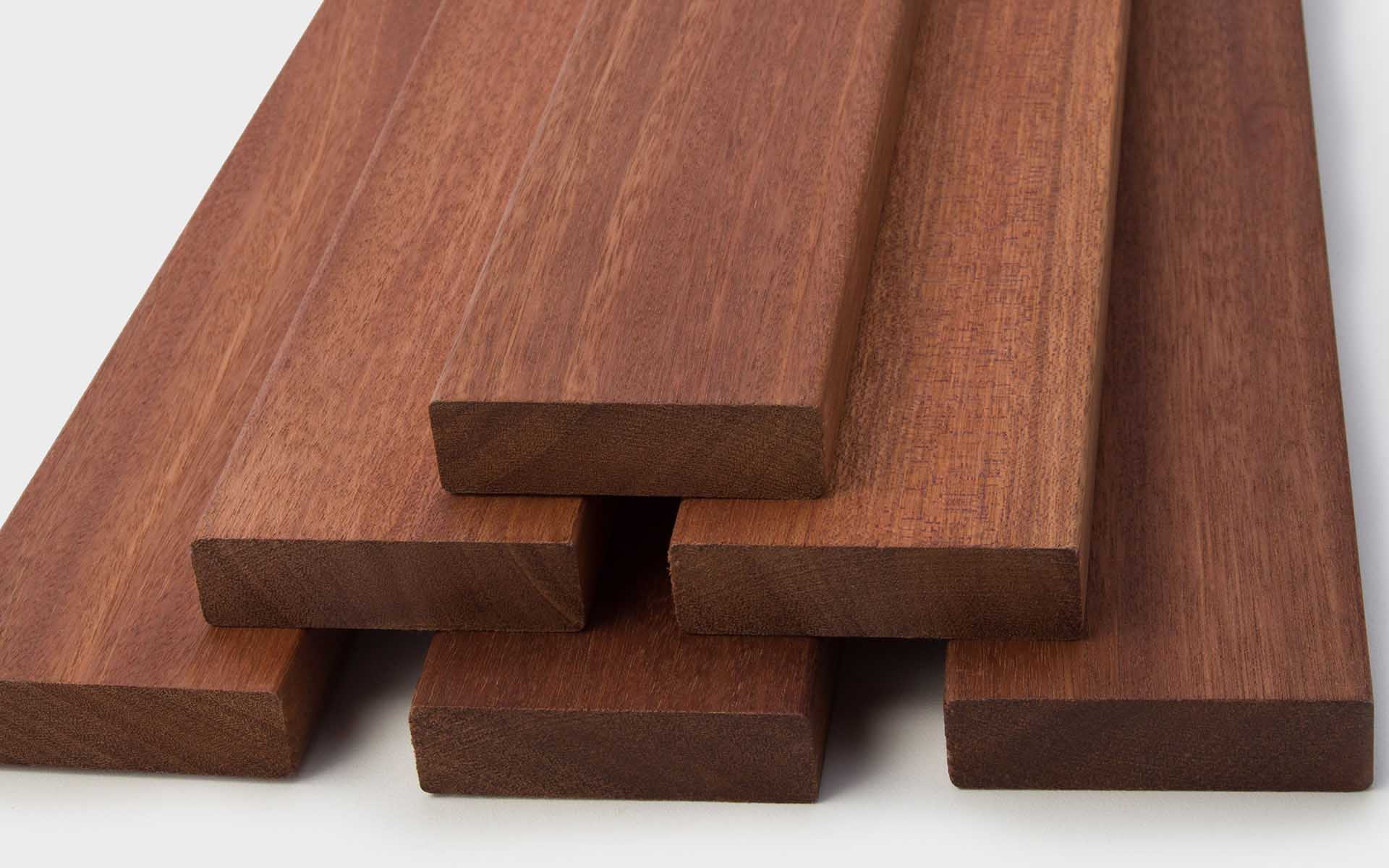 01. Batu_Hardwood_Decking_CloseUp_54x4_Boards_NovaUSAWood